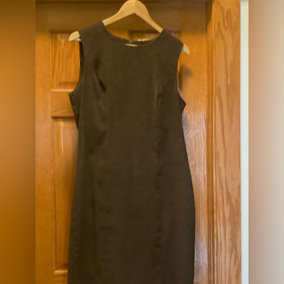 Dark olive green suede dress - Picture 2 of 6
